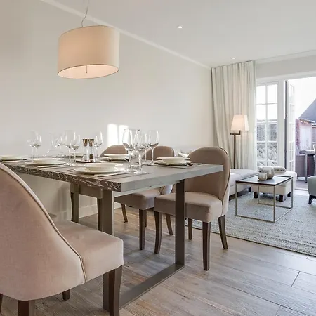 Stran Hus 2